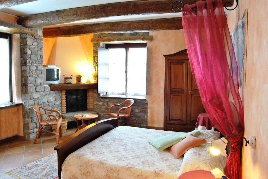 Le Macine Del Confluente Bed and Breakfast Badalucco Eksteriør billede
