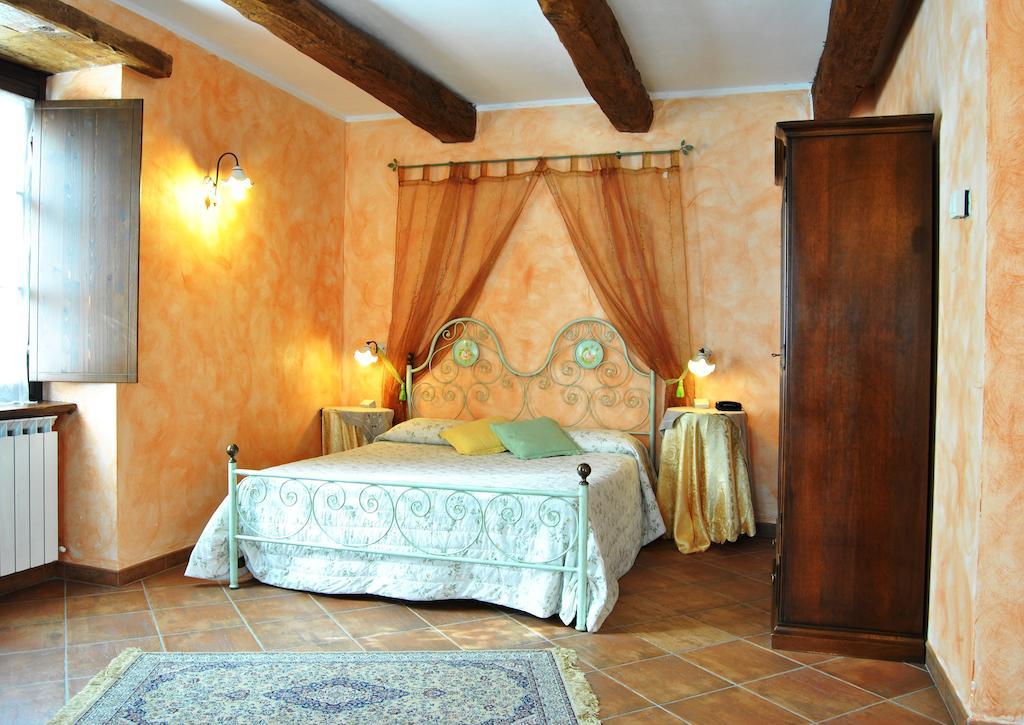 Le Macine Del Confluente Bed and Breakfast Badalucco Værelse billede