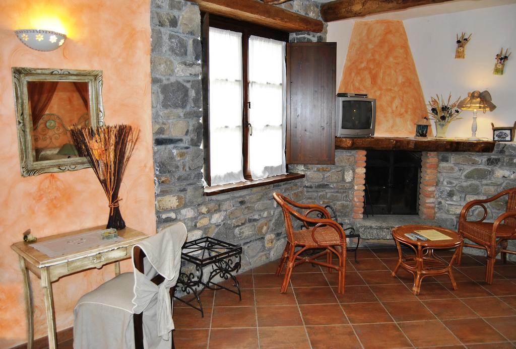 Le Macine Del Confluente Bed and Breakfast Badalucco Eksteriør billede