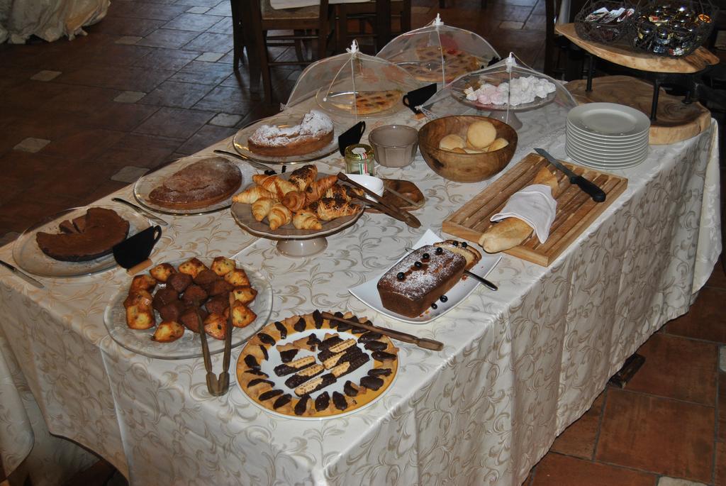 Le Macine Del Confluente Bed and Breakfast Badalucco Eksteriør billede